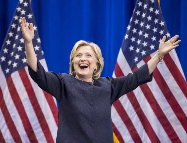 Хилари Клинтън официално е кандидат-президентът на демократите в САЩ