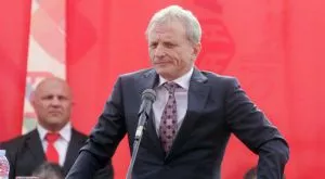 Гриша Ганчев напусна заседанието на Изпълкома, отказа коментар