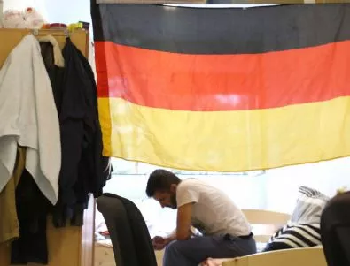 Един бежанец е ранен след стрелба по бежански лагер в Германия