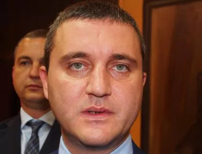 Горанов: Добрият финансов министър управлява вашите пари консервативно