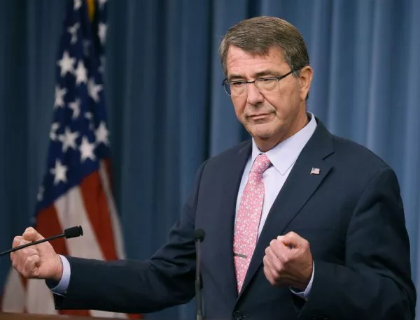 Американският военен министър се появи без предупреждение в Ирак