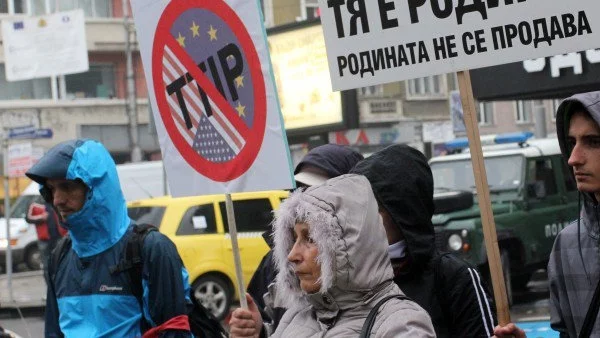 Преговорите между ЕС и САЩ за ТПТИ ще навлязат в застой