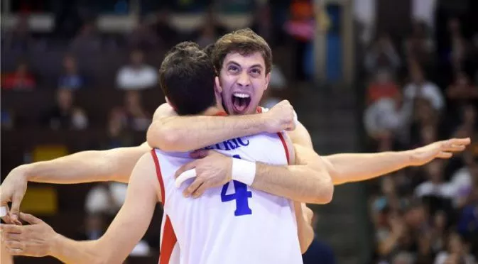 Сърбия набра скорост, взе втора победа на Евроволей 2015