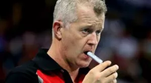 Г-н Хайнен, "съпругата" иска развод! 