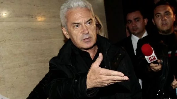 Задържаха Сидеров, той започва гладна стачка