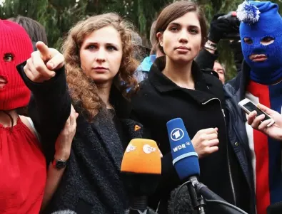 Активистка на Pussy Riot изчезна след акция на властите в дома й
