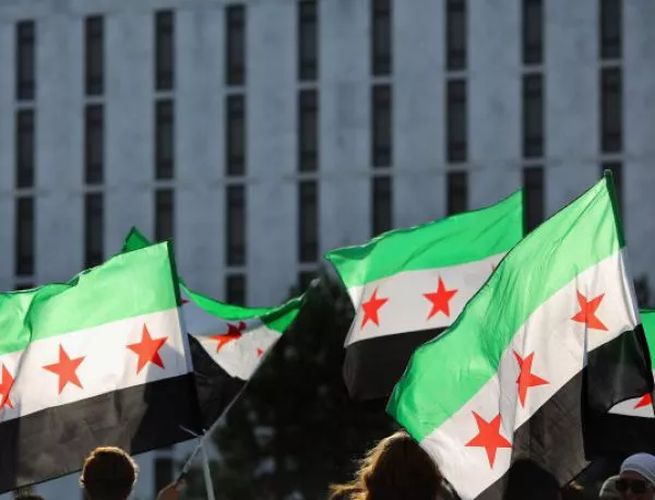 Лидерът на основната сирийска опозиция ще се включи в мирните преговори