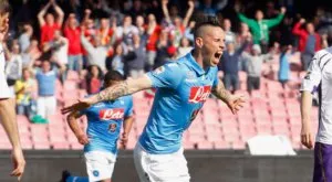 Бешикташ и Наполи си размениха късни голове за 1:1