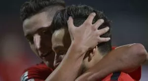 Динамо (Б) поиска 3 милиона от Литекс за звездно дуо