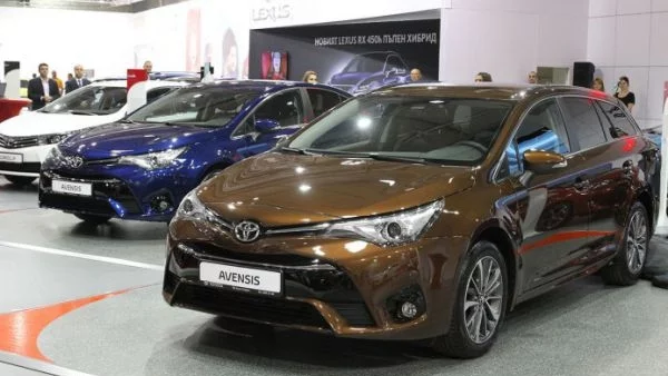 Toyota пуска 6 години или 200 000 км гаранция