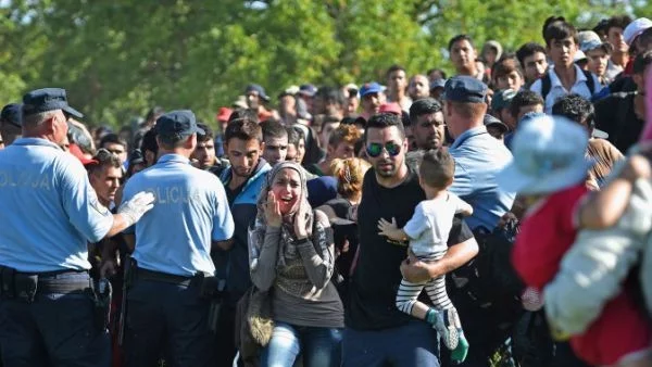 В Унгария пуснаха граничните полицаи в безплатна почивка 
