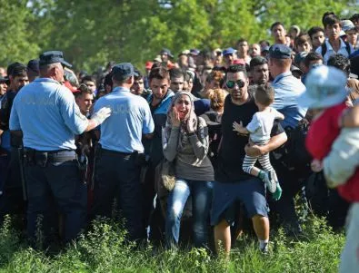 Хърватия алармира - Гърция се готви да пусне още 30 000 мигранти
