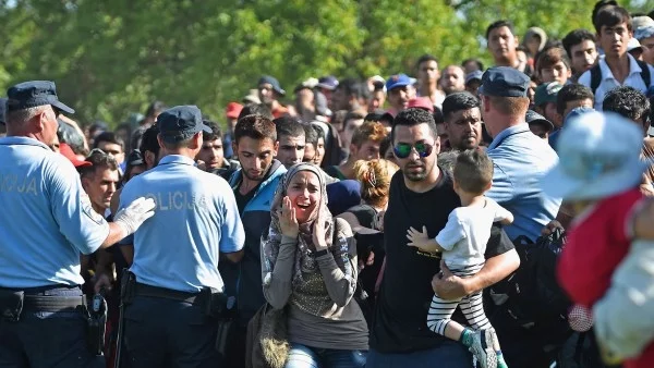 Мигрантите може да тръгнат по нов балкански маршрут