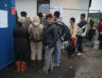 Хърватия затегна контрола на границата със Сърбия заради бежанците