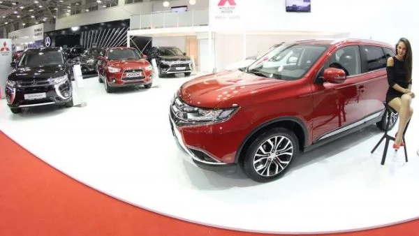 Mitsubishi набляга на Outlander – конвенционален и хибриден