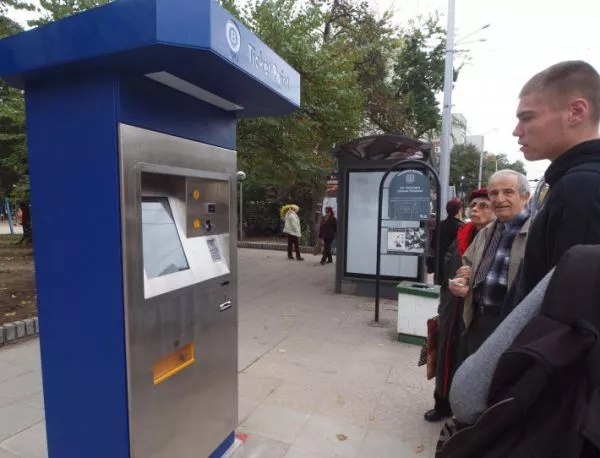 Поставиха първите автомати за билети по спирките във Варна