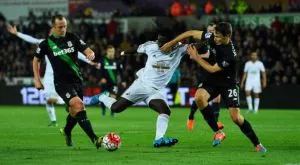 Стоук се справи със Суонзи като гост