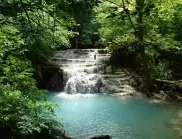 Кои водопади в България сменят цвета си спрямо сезона ?