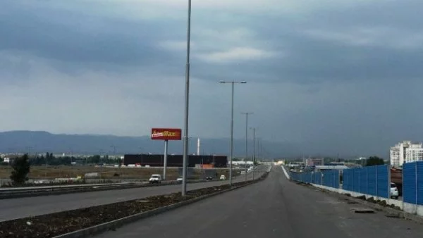 Днес пускат движението по моста над бул. "Ломско шосе", а на 14 септември - участък 2 от Западната дъга
