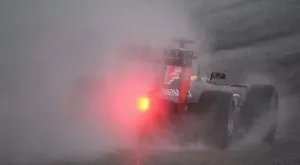 Няколко пъти отлагат квалификацията в САЩ