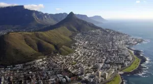 Треньор: В ЮАР получаваш куршум или палка за нарушаване на изолацията