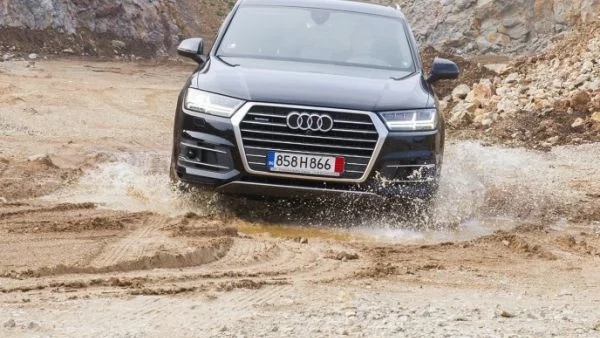 Audi Q7 3,0 TDI: Технологично съвършен (тест драйв)