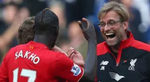 Клоп даде очила на футболист заради сбъркан пас (ВИДЕО)