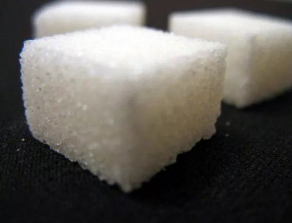 Захарно лоби е платило на учени да омаловажат опасността от захарта 