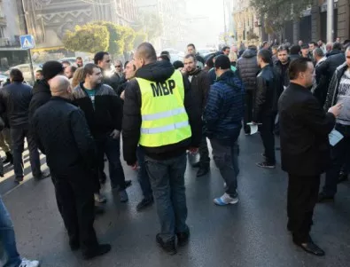 Полицаите също ще протестират в деня на откриването на европредседателството