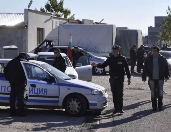 19 чужденци без документи са задържани в района на тунел "Траянови врата"