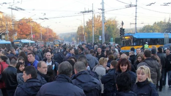 Митове и градски легенди за МВР