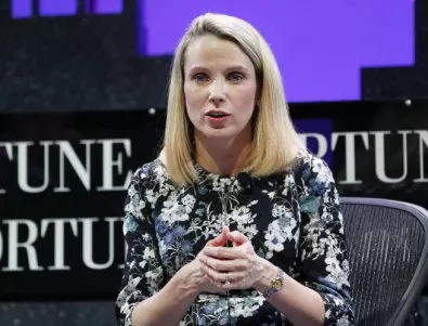 Главният изпълнителен директор на Yahoo! няма да остане в компанията