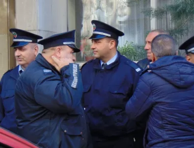 Полицаите в Пловдив ще протестират с флашмоб