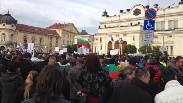 Полицаи от няколко града излизат утре на протест, готвят и национален