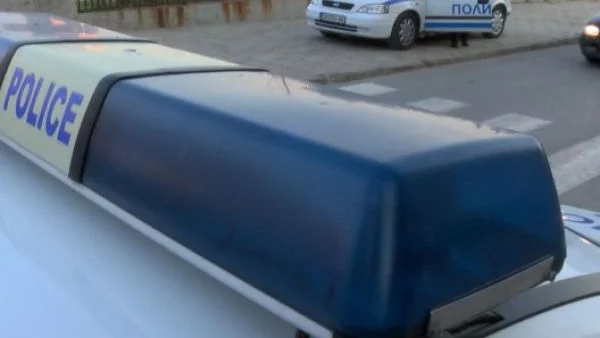 Съмнителен пакет пред посолство вдигна на крак софийската полиция