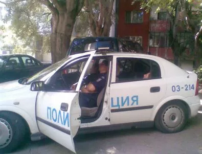 Българските полицаи са прости, неграмотни, груби и невъзпитани