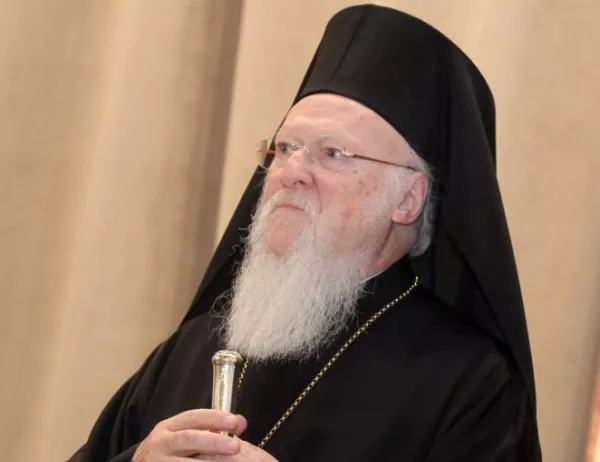 Вселенският патриарх обясни защо Украйна може да има своя църква, а при Северна Македония е различно