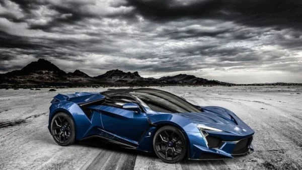 W Motors пусна чудовището Fenyr SuperSport