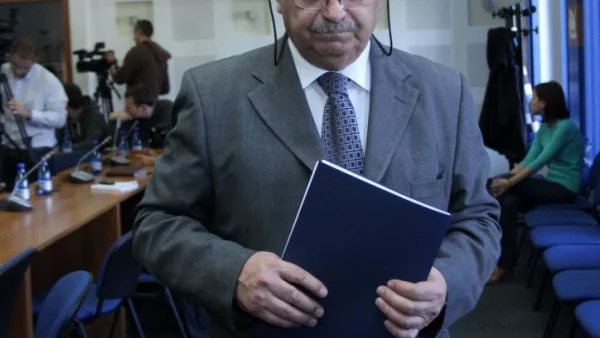 Лекарите искат черен списък с опасни пациенти, не говорят за списък с груби медици