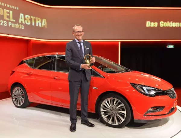 Opel Astra се окичи със „Златен волан 2015”