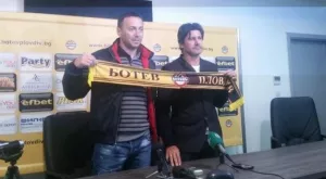 Костов обвини вратаря за равенството на Ботев