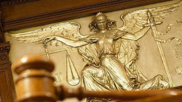 Задържаха мъж, прострелял 16-годишен младеж в село Ябланица 