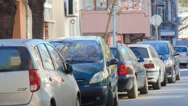 Бъчварова: Две фирми нарочно спъват работата по новите автомобилни регистрации