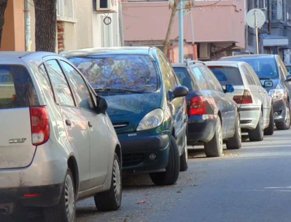 В столичния квартал "Надежда" може да бъде въведена жълта зона за паркиране