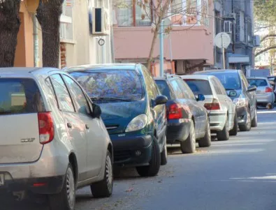 Предлагат нощен абонамент за паркиране в София, ще важи и през почивните дни