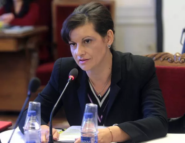 И Даниела Дариткова отрече да й е предлаган постът на министър на здравеопазването