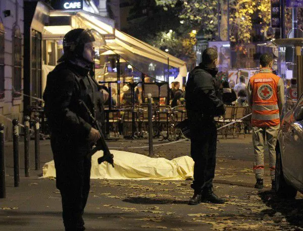 Двама загинали и седем арестувани - равносметката от спецакцията в Париж
