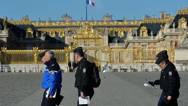 В атентатите в Париж са замесени трима братя