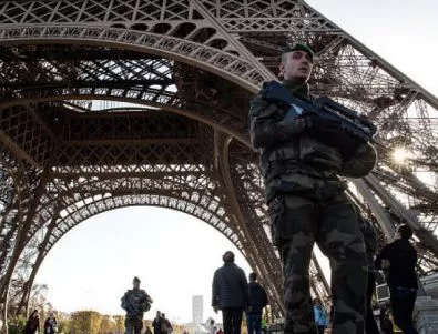 Наказват терористите с отнемане на гражданство във Франция