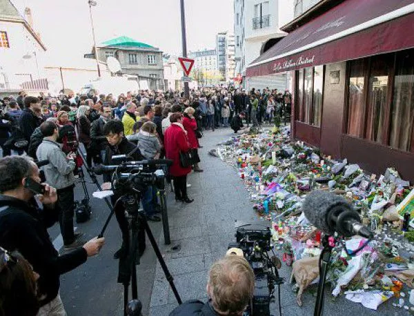Терористите от Париж си поръчали автомати от Германия